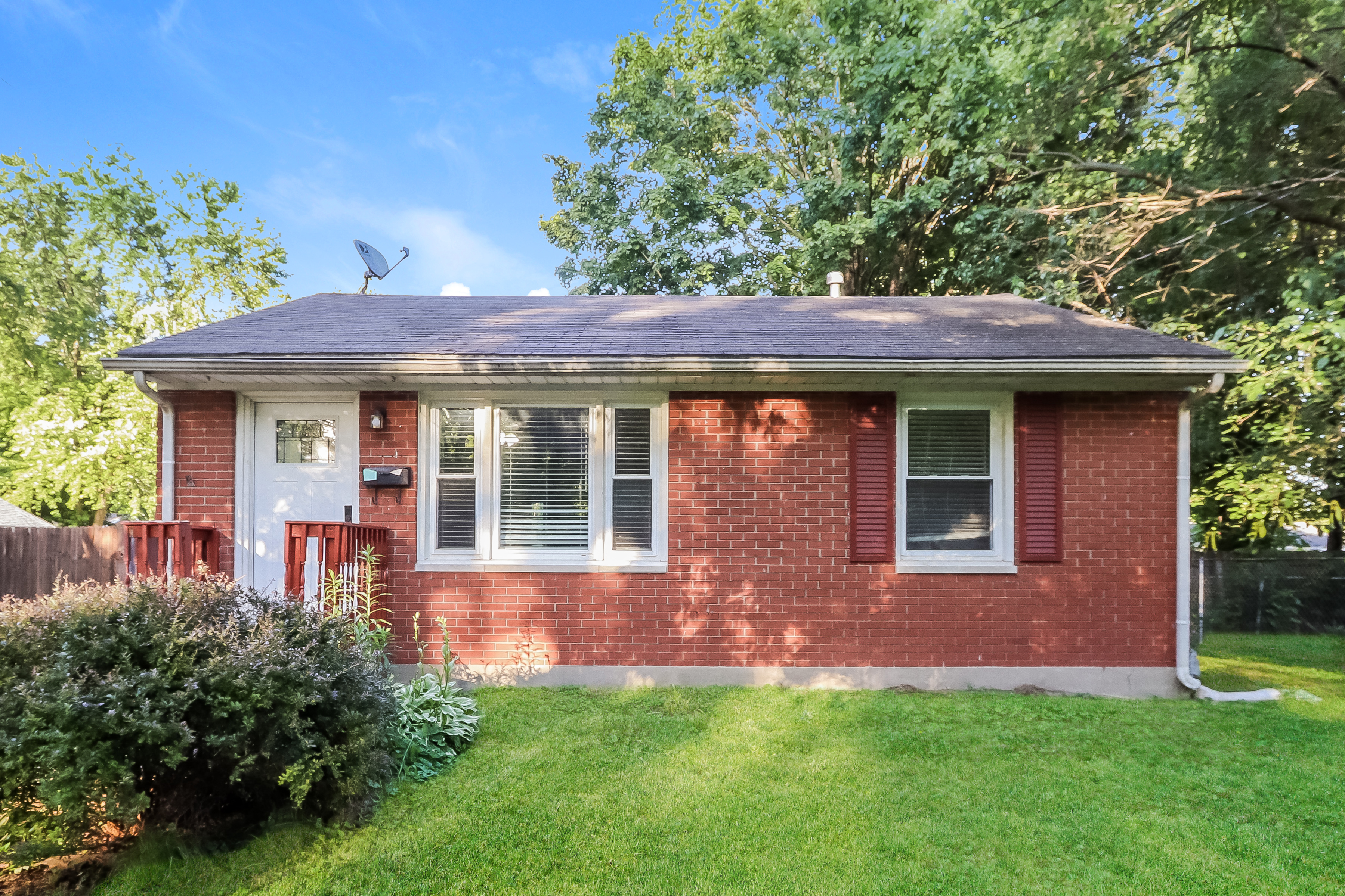 4213 Searcy Ln Louisville, KY 40216